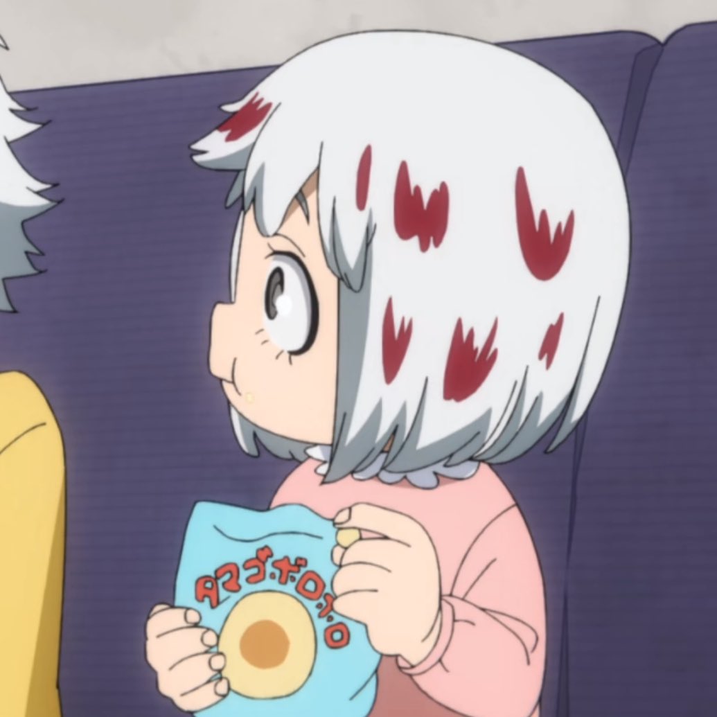 " โชโตะ สวัสดีเดือนใหม่เช่นกันนะ โชโตะพูดคล่องแล้วดีจังเลยนะ! "
" กินขนมหรือเปล่า แต่ถ้ากินเสร็จก่อนนอนต้องทำความสะอาดกำจัดคุณแบคทีเรียด้วยนะ "