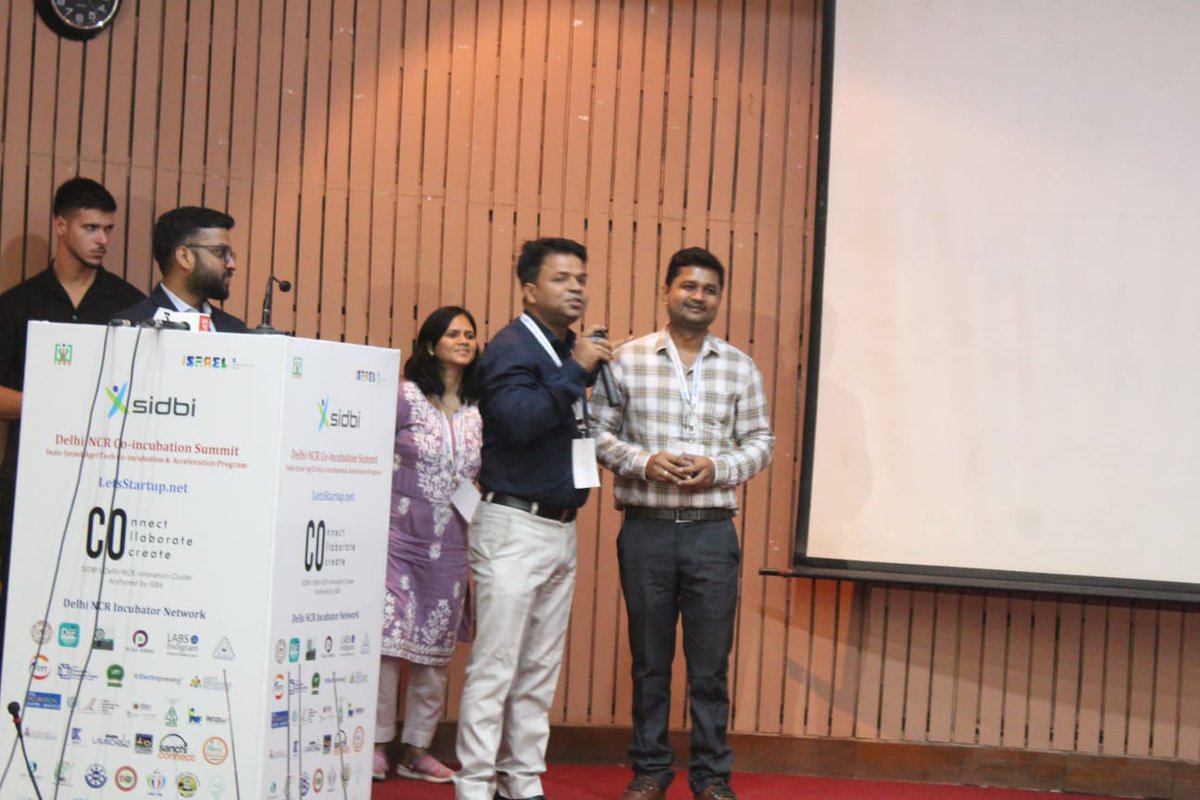 SabagrisOffice's tweet photo. 🌟 Delhi-NCR Co-Incubation Summit! 🌟
Mercredi Solutions secured 2nd rank! 🎉🥈

Under SIDBI's Cluster Intervention Program with the Embassy of Israel and ISBA, fourteen startups showcased groundbreaking innovations.

#Innovation #Collaboration #Incubation  #SIDBI #IsraelIndia https://t.co/EElbIzU4C1