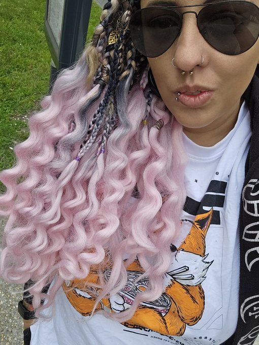 Pov : jte date &agrave; la pride https://t.co/NJDxirqv1O<a href="/tag/nouvellephotodeprofil"class="tags"><span>#nouvellephotodeprofil</span></a>