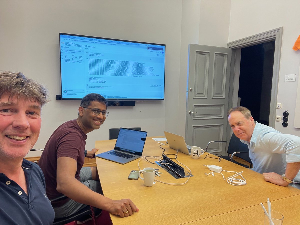 This late night hackaton with <a href="/shantanuXsingh/">Shantanu Singh</a> and Dave Winkler represents the unique open, creative, friendly, intellectual atmosphere at the Future Biomaterials conference at <a href="/PufendorfL/">PufendorfIAS_LU</a> Institute in Lund this week. Kudos to everyone present.