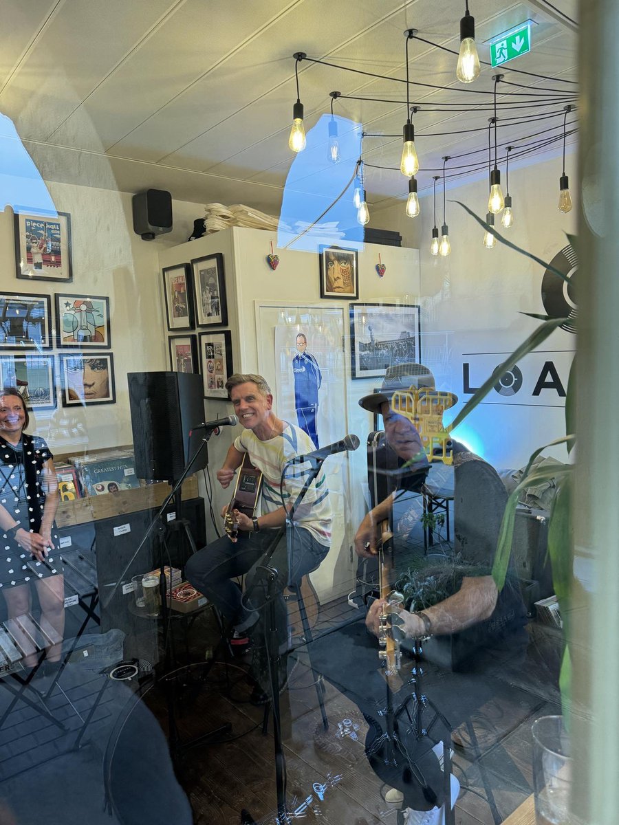 Big love to @loafersvinyl @ThePieceHall for the intimate & sold out acoustic @stonefoundation gig with Neil Jones & @NeilSheasby we’ll see you all again on June 22nd when the band supports the amazing @gracejones in Halifax tickets at stonefoundation.co.uk