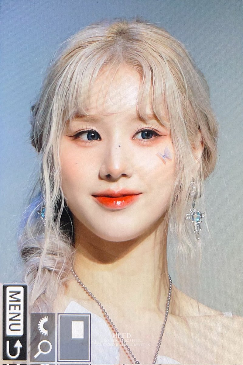 heed_heejin's tweet image. 240601 😘😘🩷
#아르테미스 #ARTMS #희진 #HeeJin 
#Dall #Devine_All_Love_Live #Virtual_Angel