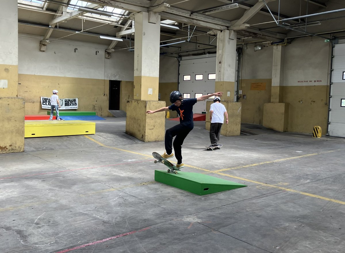 Collect_Marceau's tweet photo. #LIMOGES Quartier(s) en fête, c’est ce samedi 1er juin à la caserne #Marceau.
➡️Animations sportives et culturelles gratuites et ouvertes à tous, venez nombreux !
💡C’est aussi l’occasion de venir chercher le journal Marceau Choisi #5, tout juste imprimé ! https://t.co/MLfxj6mRAr