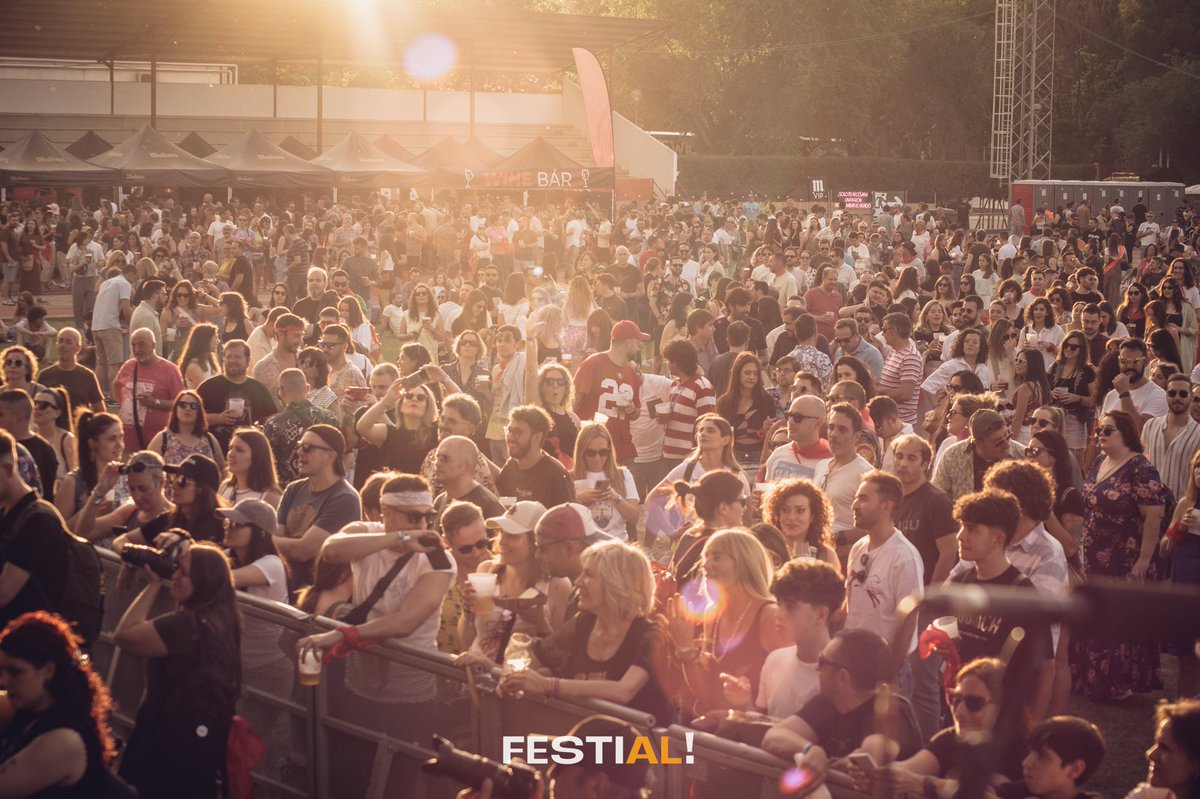¡Habilitamos un cupo limitado de entradas de día para hoy! 

Disponibles ya en nuestra web y está tarde en taquilla.

👉🏼 festial-lamancha.com/entradas/

¡Vamos a por un sábado FESTIAL!