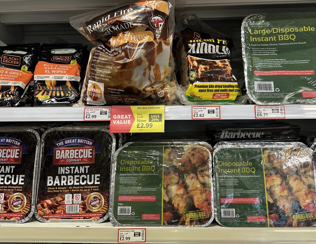 AlhambraCentre's tweet image. Get your grill game on this #NationalBBQWeek with all the essentials you need from @poundstretcher! 🔥

Tell us, what will your go-to BBQ food be? 🤔☀️

#Poundstretcher #BBQEssentials #BBQFood #GetTheGrillOn