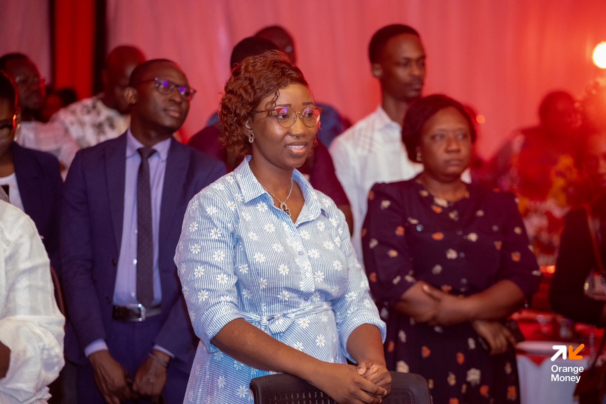 Il y a un mois, jour pour jour, je débutais un nouveau chapitre chez Orange en tant que DG d'<a href="/OrangeBurkina/">Orange Burkina Faso</a>. Merci aux autorités pour leur accueil chaleureux, et aux salariés d’#OBF pour leur bel esprit d’équipe durant ces premiers jours #ensemble. Bravo à <a href="/mamadouc7/">Mamadou Coulibaly</a> pour son