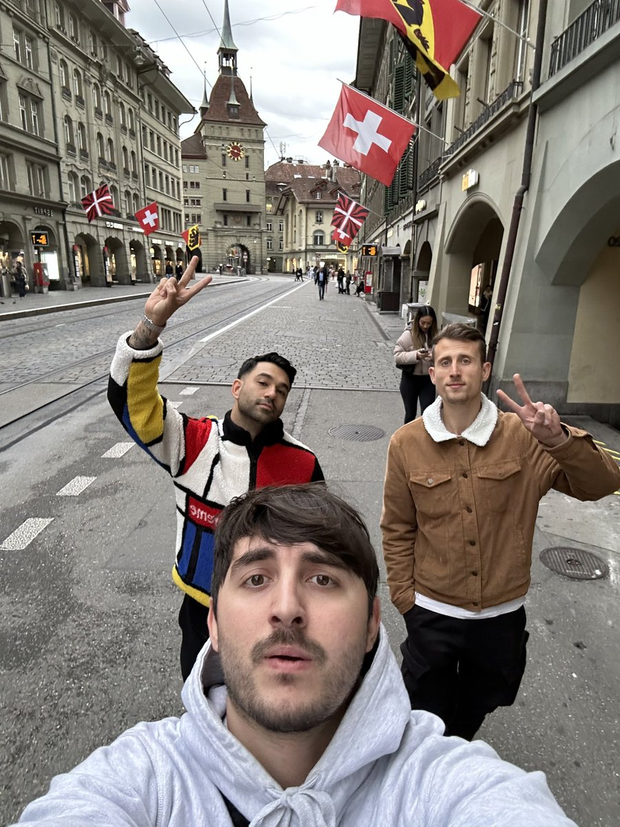 Jesuance's tweet photo. Avec Faze Hyspe &amp; Faze Wartek https://t.co/ezxc1tswMR