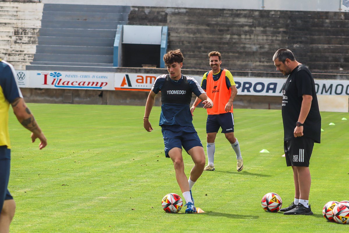 U.D. Poblense tweet media