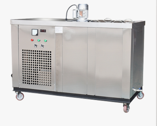 GardasChetana's tweet image. ❄️ Chill out with the ice flaking machine market! 

shorturl.at/DLGC0

Essential for #industries like food and beverage, healthcare, and fisheries, ice flaking machines offer efficient ice production for various #applications.📈🥤

#IceFlakingMachine #IceProduction