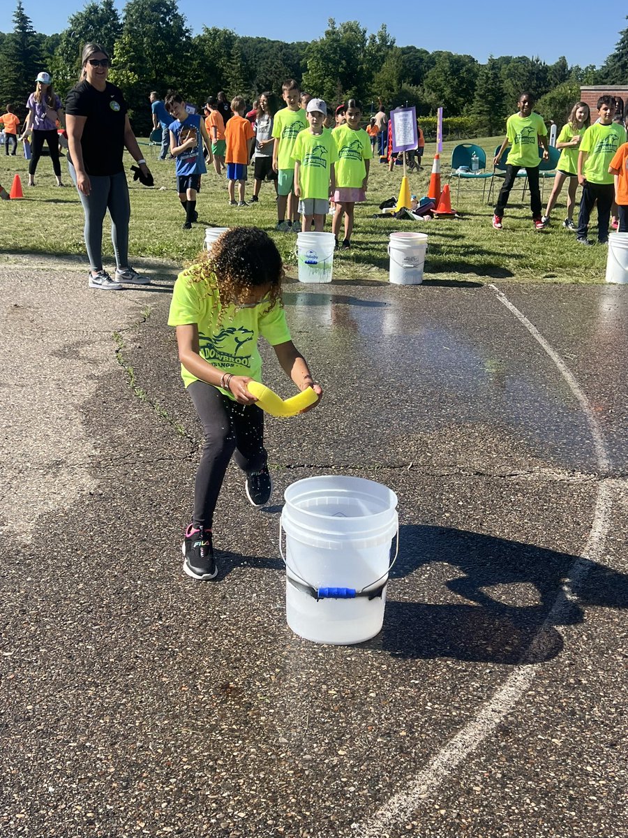 Meadowbrook Elementary (@mbemustangs) on Twitter photo Field Day Fun at the Brook! It was the best day ever! ππ#mustangproud <a href="/WalledLkSchools/">Walled Lake Schools</a> Field Day Fun at the Brook! It was the best day ever! ππ#mustangproud <a href="/WalledLkSchools/">Walled Lake Schools</a>