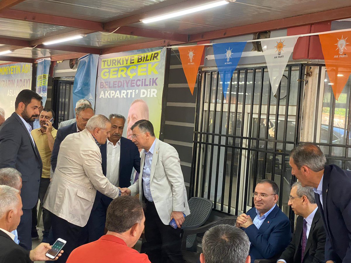 malicevheri's tweet photo. Gücümüzü birliğimiz, beraberliğimiz ve kardeşliğimizden alıyoruz.
Rabb'im muhabbetimizi daim etsin inşallah.

TBMM Başkan Vekilimiz Sn.@bybekirbozdag ve Milletvekili arkadaşım @ProfDrDusak ile birlikte Hilvan’dayız https://t.co/zFmPb1UN89
