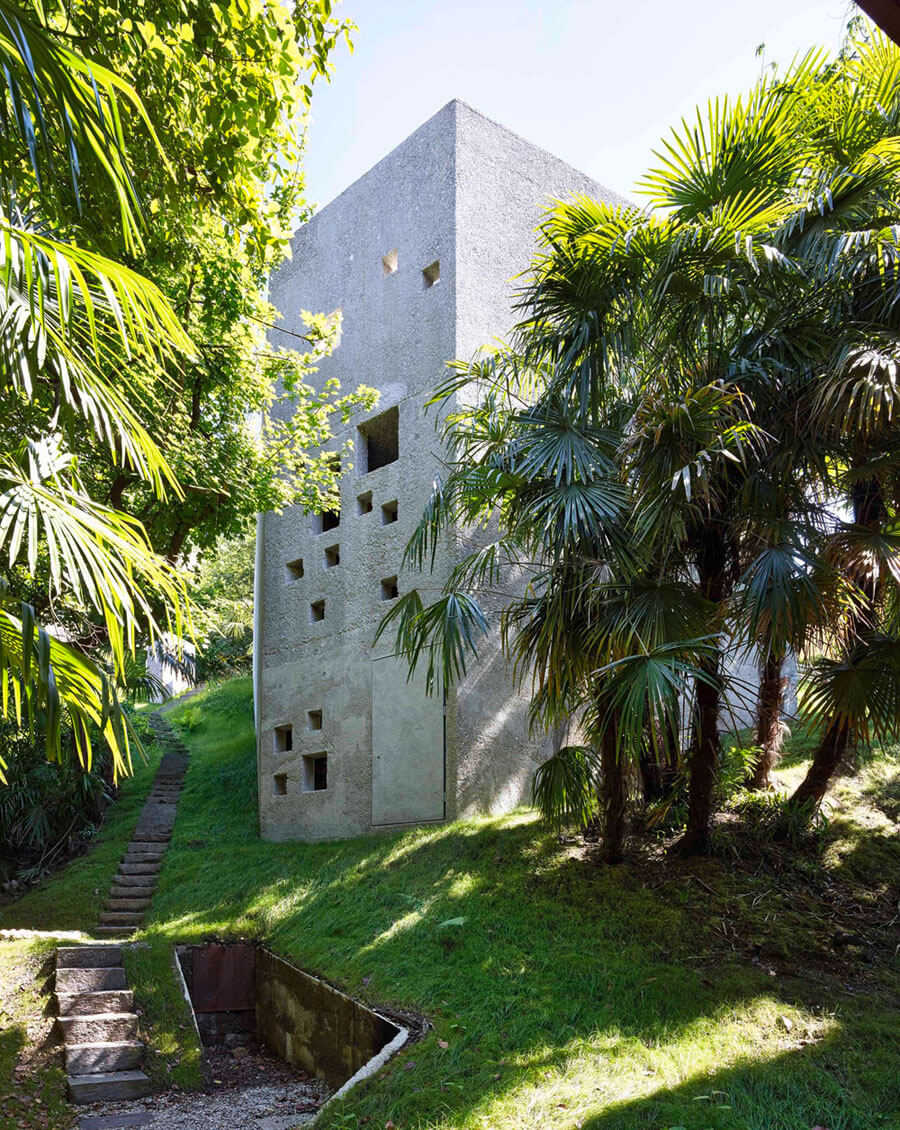 Concrete House by Wespi de Meuron Romeo Architects homeadore.com/2016/06/07/con…