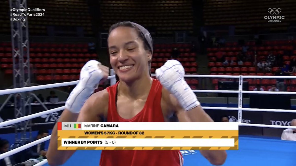 🥊🇲🇱 Le rêve olympique continue pour @marine_fatou ! Pour le dernier TQO avant @Paris2024, elle s’impose à Bangkok face à Minerva Montiel (🇵🇾) en 1/16e. Plus que 2 combats à gagner pour devenir la 1ere boxeuse malienne aux JO. Le prochain samedi face à une boxeuse 🇬🇧 @RFI