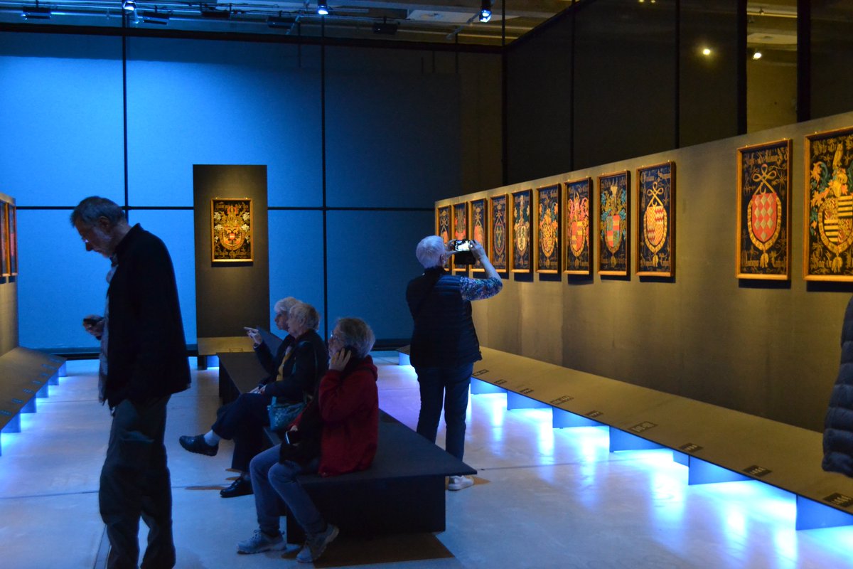 hofvanbusleyden's tweet photo. Het is zover! Onze tijdelijke tentoonstelling 'Ridders van het Gulden Vlies' loopt dit weekend ten einde. 
Ervaar voor een laatste keer de geschiedenis van de befaamde ridderorde tijdens het slotweekend op 1 en 2 juni.

Kom jij langs voor deze laatste kans?

#museum #ridders https://t.co/BY70eX3vVR