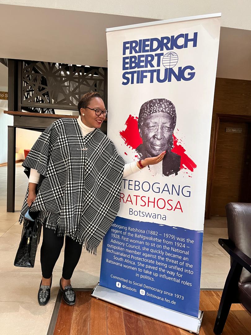 mosadi_motho's tweet photo. #WeThePeople #WithdrawTheBill #ParticipatiloryDemocracy  
#FoodForThought from last evening : 
1.Are taking our democracy for granted because we did not FIGHT for it? 
2.What will it take for us to protect it? 
3. Politics is not a dirty game, we have come for the clean up. https://t.co/B3uCH2pKY8