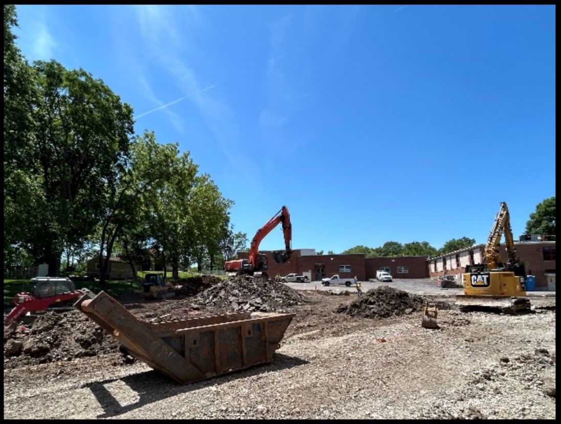 🏗️ Innovation Lab, Tundra Biome, and Parking Lot Demo…Construction updates of the NEW Crestview! 🚧 Can’t wait to see how students utilize these spaces and take charge of their learning! @Crestview_NKC