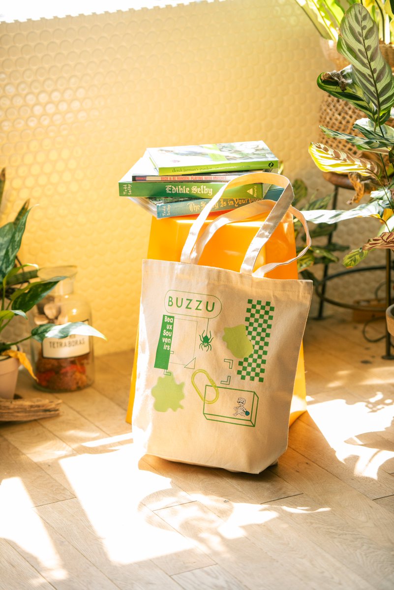 BUZZUJP's tweet photo. オリジナルのデザインなんてどう作ったら…と思ったことはございませんか?
実はBUZZUの無料で使えるスタンプのみを使って、こんなかわいいデザインも可能なんです!🎨
ぜひアイデアの参考にしてみてください✨️
#BUZZU #オリジナルグッズ https://t.co/na6BKqGZUn
