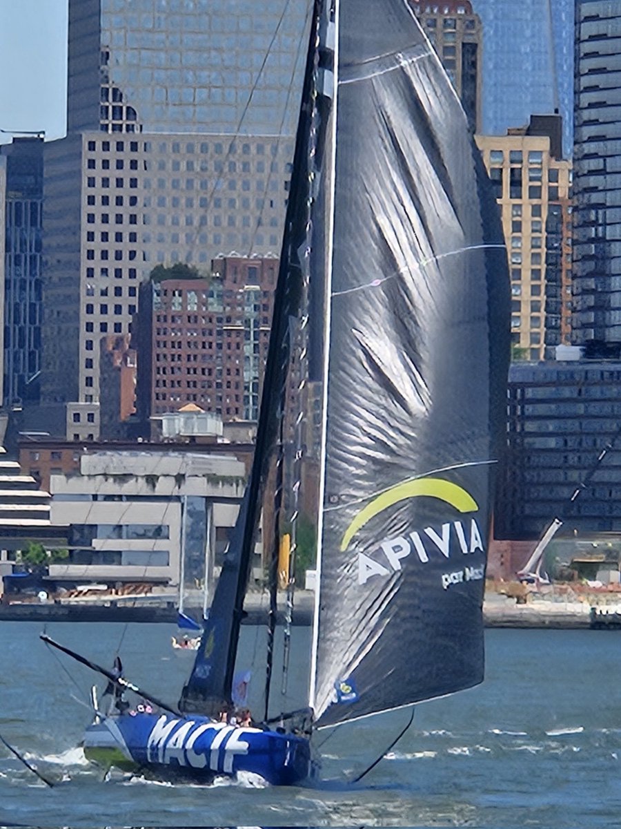 YPerrigot/Agence Disobey tweet media