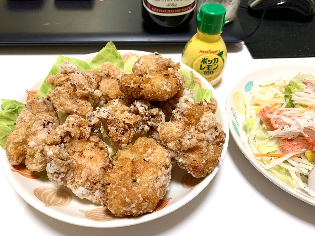 完成しました。✨
醤油ベースのタレよりもだいぶ優しい味で、これはこれで凄く美味しいです。

塩こうじって、舐めた感じ料理酒みたいな味だなぁー、って思ったんだけど割としっかりとした味がつくのね。🤔
#おうちごはん #唐揚げ