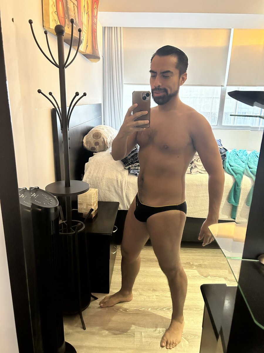 Camus_Mu's tweet photo. Excelente jueves… #calzondeldia https://t.co/Ea46ACo0zL