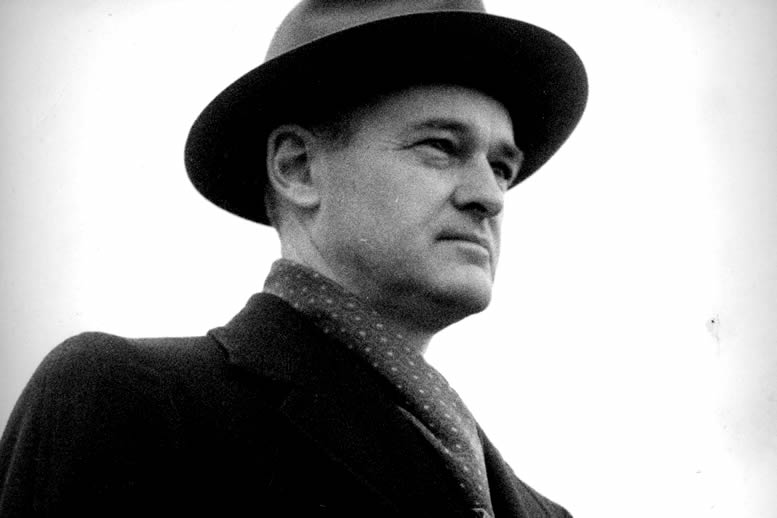 A VOICE OF REASON: 
GEORGE KENNAN ON THE FATE OF THE SOVIET UNION AND NATO EXPANSION
themontrealreview.com/Articles/Georg…