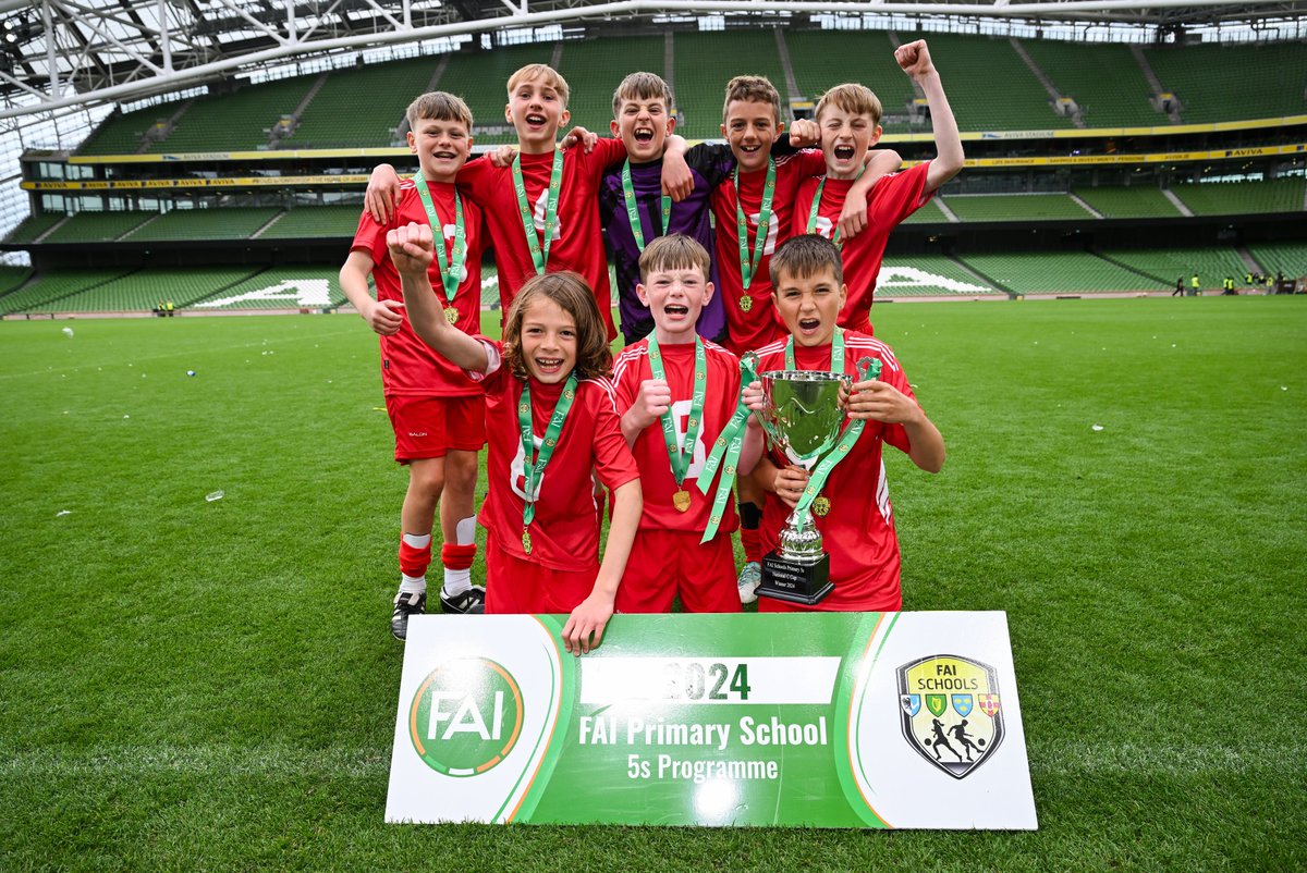 faischools's tweet photo. 🏆 CONGRATS 2⃣0⃣2⃣4⃣ FAI Schools Primary 5s ©️ National Cup Champions @BeaumontBNS 

⚽️ #Primary5s https://t.co/H8lx4GUKCJ