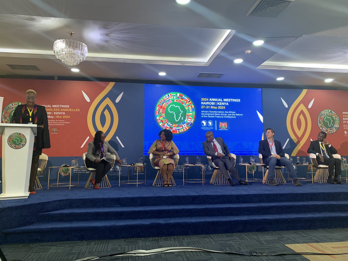 Janine Cocker tweet media