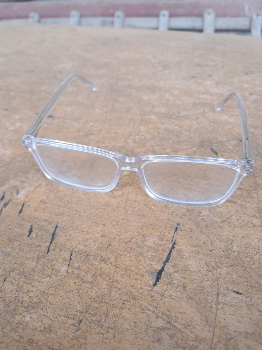 tringlemud's tweet photo. 👓 https://t.co/YC24FJQCDe