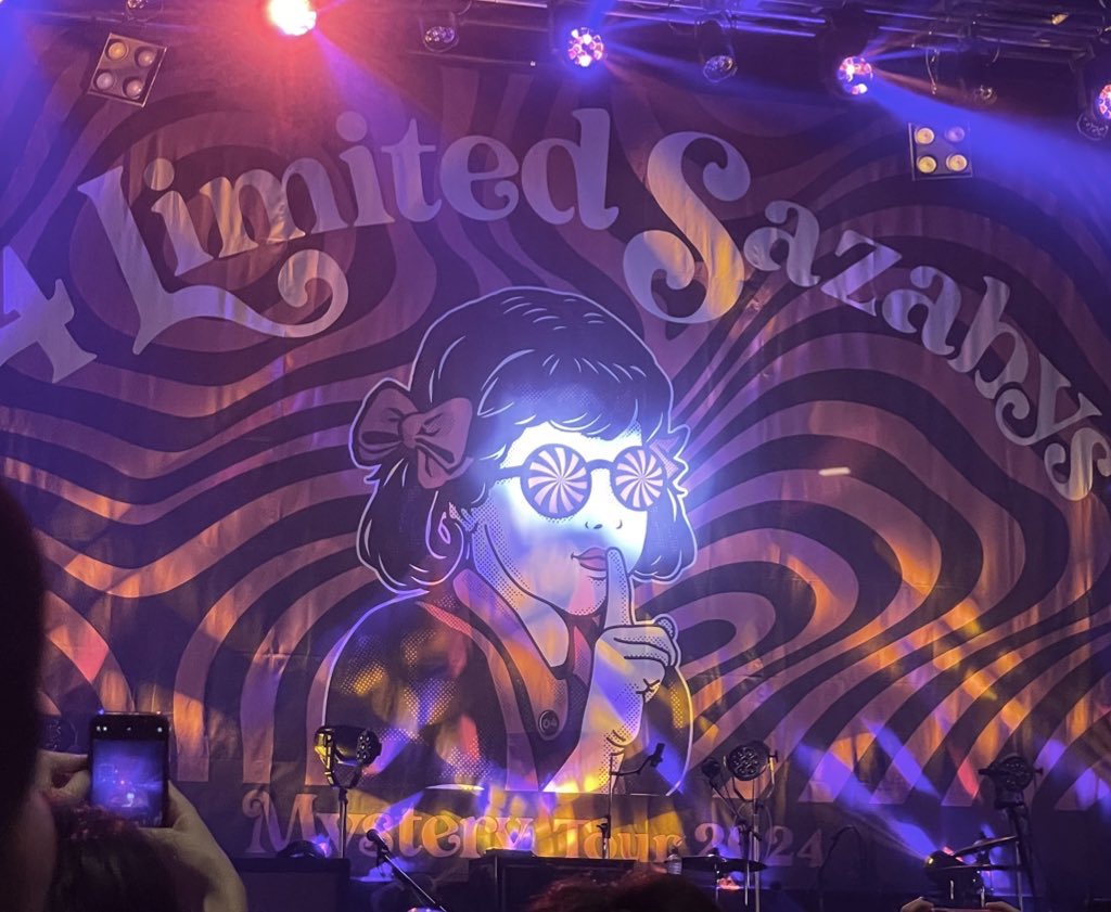 ハクナマタタ tweet media