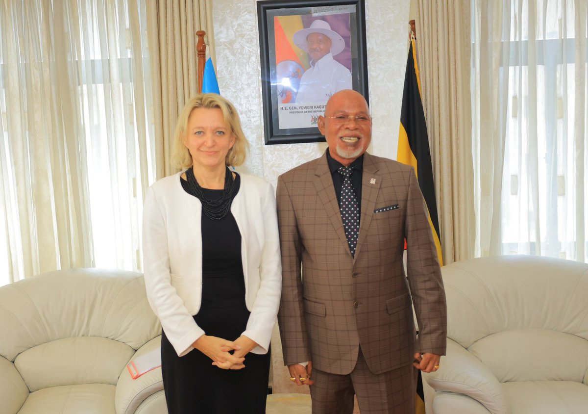🔴 Uganda's Foreign Affairs Minister Gen. Jeje Odongo has in two separate meetings, held discussions with William W. Popp, the US Ambassador to Uganda and British High Commissioner to Uganda Kate Airey at the Ministry’s Headquarters in Kampala.