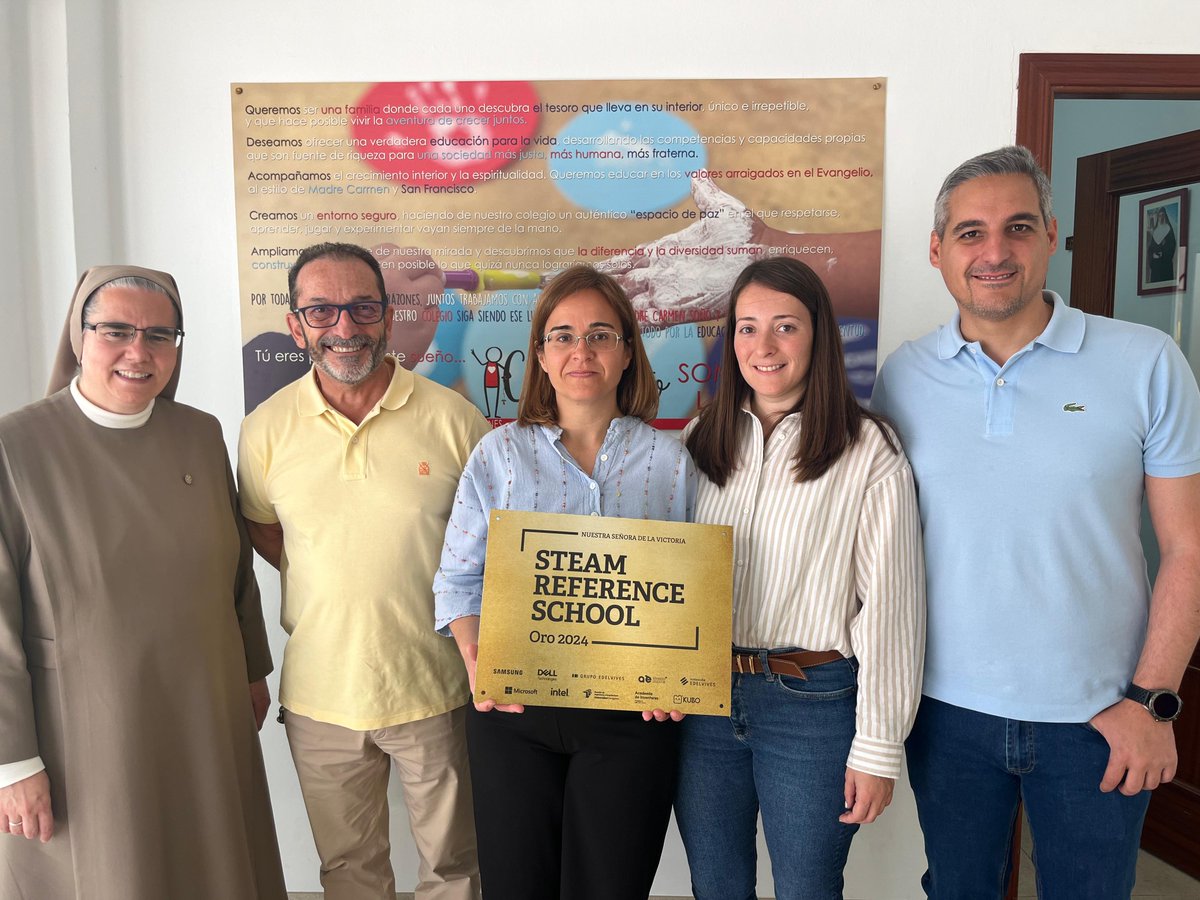Edelvives's tweet photo. El colegio Arenas Atlántico, de Las Palmas; San José, de Ourense; María Inmaculada y Nuestra Señora de la Victoria, ambos de Antequera, van a colocar las placas que los distinguen como #SteamReferenceSchool.
¡Enhorabuena a los cuatro!
#GoSteamByEdelvives https://t.co/cnvfAJrUN8