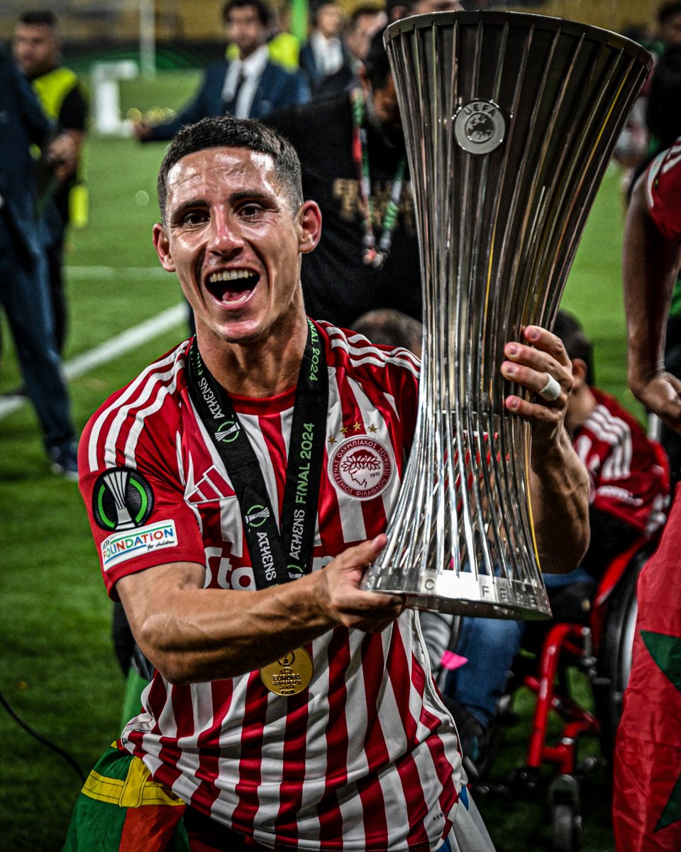 Olympiacos are the first Greek side to win a major European trophy 👏