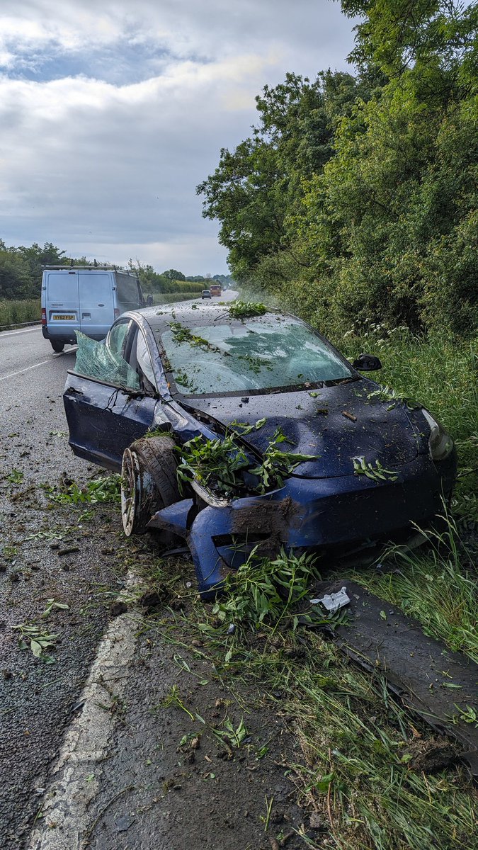 Simon Pollock (né Tesla Light Shows) tweet media