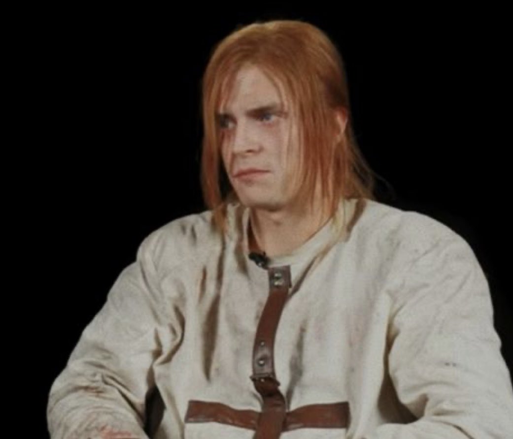 — Что с тобой?

— Я схожу с ума.

— Подожди, я схожу с тобой.

| #мги #майоргром |