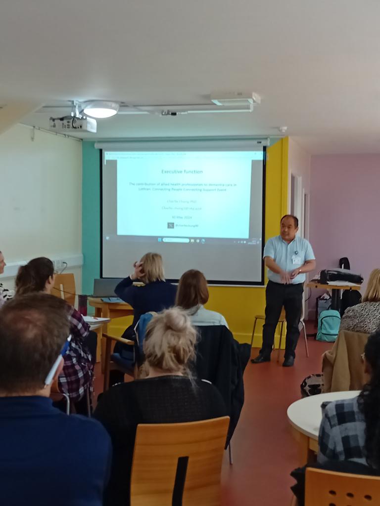 Kicking off an exciting morning with <a href="/CharlieChung90/">Charlie Chung</a> discussing executive function as part of our #CPCS day, great buzz in the room!  #DAW2024 #wecare @MornaRussellOT