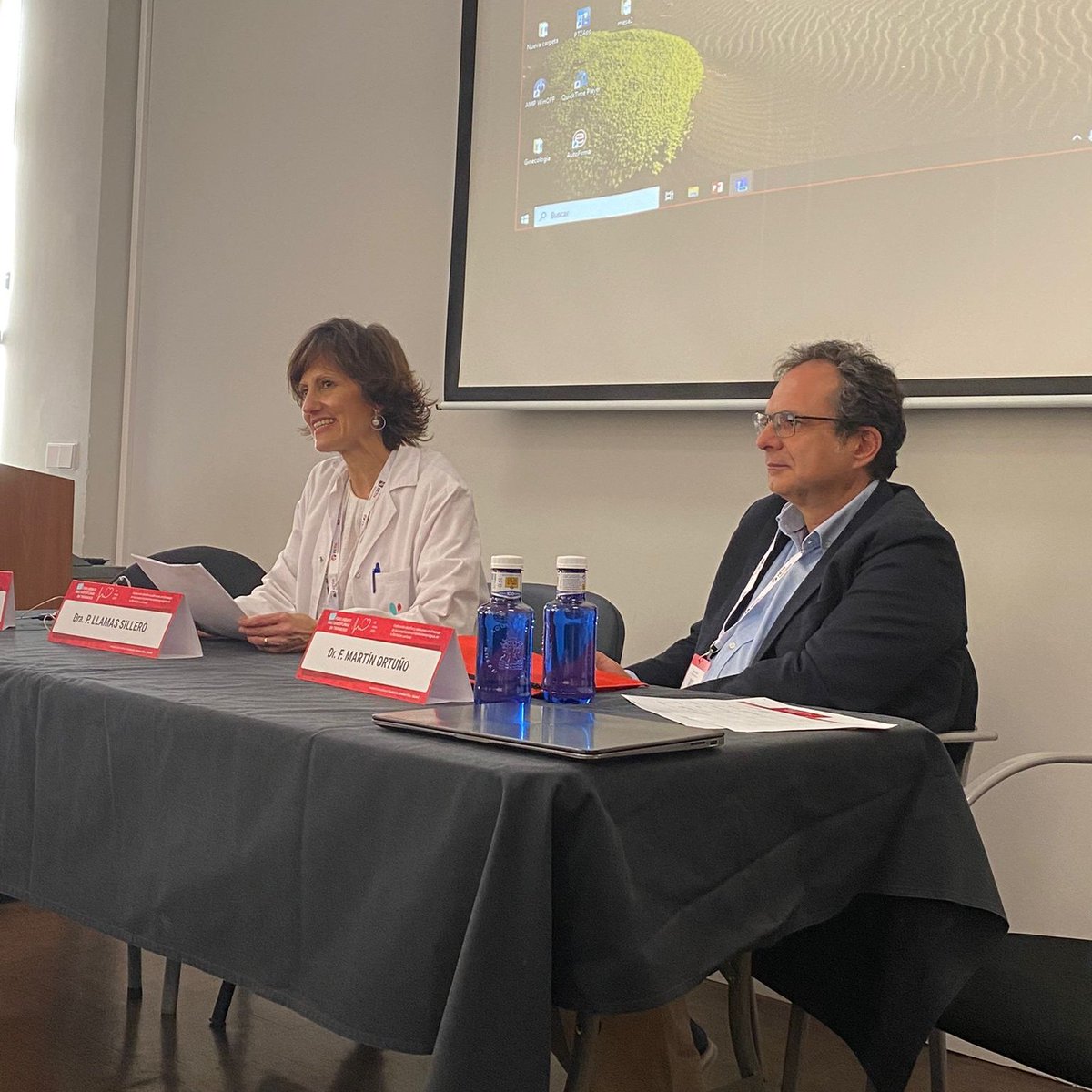 #ForoTrombosis 🚀✨Arranca el «VII Foro Debate Multidisciplinar en #Trombosis», en el Aula Severo Ochoa del <a href="/Hospital_FJD/">Fundación Jiménez Díaz</a>.

🔬 Inicia la Mesa 1: Situaciones no resueltas en el manejo del tratamiento #anticoagulante en la #fibrilación auricular. Moderan: Dra. Pilar Llamas,