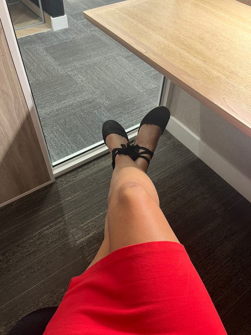 Just another day at the office, but I like to keep things interesting. 😉💼 #OfficeLife #Hotwife #LegsForDays<a href="/tag/bossbabe"class="tags"><span>#bossbabe</span></a><a href="/tag/feet"class="tags"><span>#feet</span></a><a href="/tag/sexyinthecity"class="tags"><span>#sexyinthecity</span></a><a href="/tag/legsfordays"class="tags"><span>#legsfordays</span></a><a href="/tag/milf"class="tags"><span>#milf</span></a>