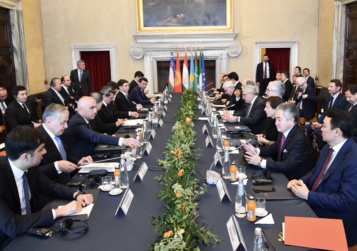 FM_Saidov's tweet photo. Pleased to participate at Italy – Central Asia Ministerial Conference together with my colleagues in #Rome. Appreciate the hospitality of Deputy Prime Minister and Minister of Foreign Affairs H.E. @Antonio_Tajani and his team. We proposed expanding practical cooperation between #CentralAsia and #Italy across several areas —  green energy, transport connectivity, trade, investments, higher education, people-to-people ties, and more.
***
Rim shahrida bo‘lib o‘tgan "Italiya – Markaziy Osiyo" vazirlar konferensiyasida hamkasblarimiz bilan ishtirok etishdan mamnunmiz. Italiya Bosh vaziri o‘rinbosari va tashqi ishlar vaziri Antonio Tayani janoblari va uning jamoasining mehmondo‘stligi uchun minnatdormiz. Markaziy Osiyo va Italiya oʻrtasida "yashil" energiya, transport, savdo, investitsiya, oliy taʼlim, xalq diplomatiyasi kabi  bir qancha yoʻnalishlar boʻyicha amaliy hamkorlikni kengaytirishni taklif qildik.