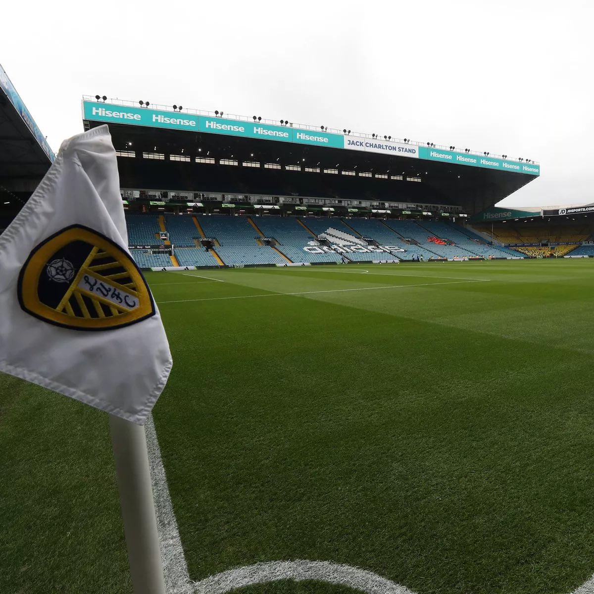 secondtierpod's tweet image. Red Bull has agreed a deal to purchase a minority stake in Leeds.

Red Bull will also be the club's new shirt sponsor next season.

(Via: @PhilHay_)

#LUFC