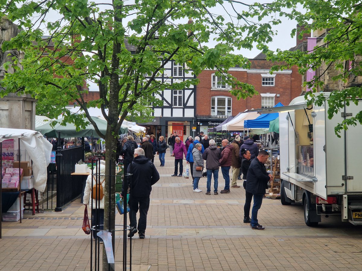 Back tomorrow the Lichfield Friday General Market , weather looking settled so please come down and visit the market , our Lichfield Market Traders will be ready to serve you a wide variety of goods from 9am through to 4pm