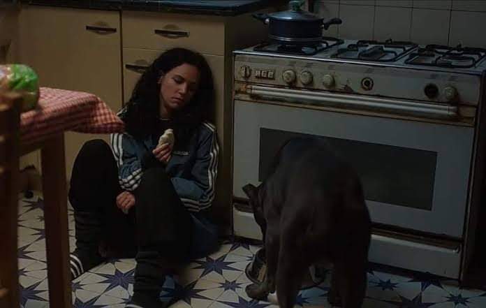 عندي حكايات احكيها لمين ... وانا وحيد "