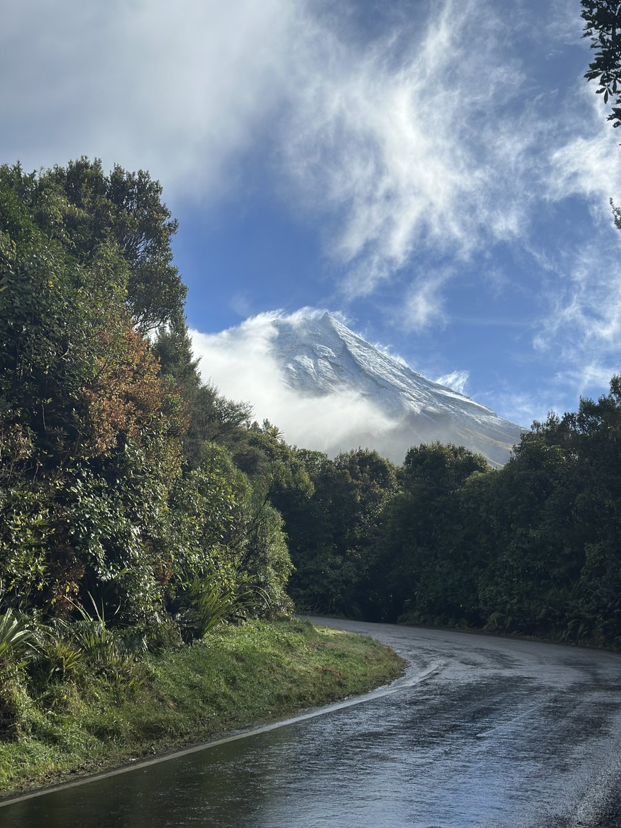 Mountain magic 🪄 💫#hiking #NewZealand #NatureTherapy