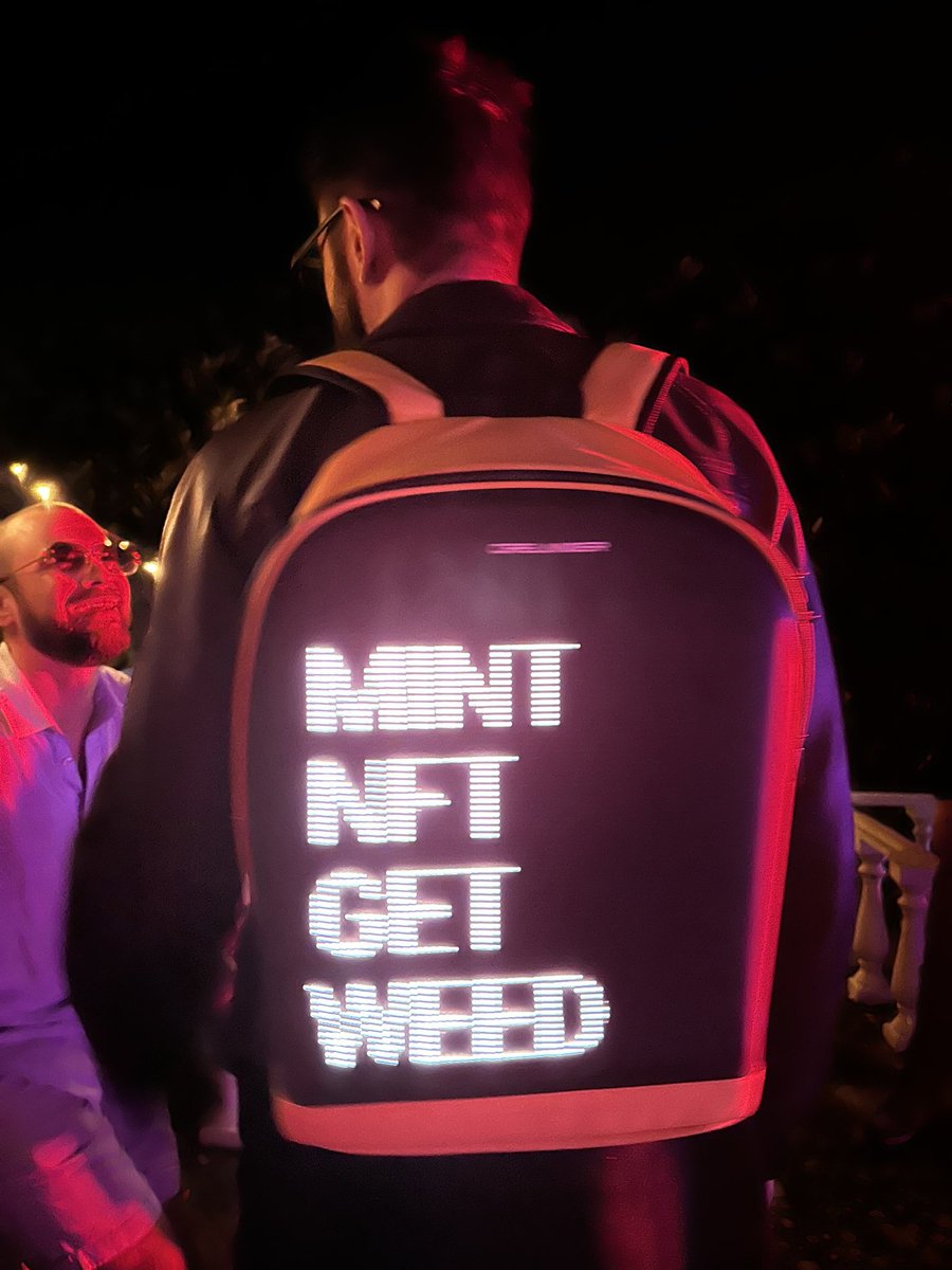 Waldos Legend 🌴💨 tweet media