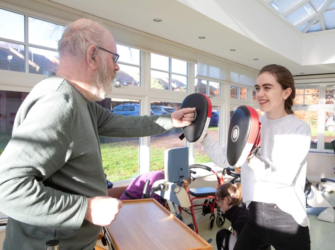 SWMSCentre's tweet photo. WORLD MS DAY The worldwide #Multiplesclerosis community is focusing on diagnosis this month.
We are here for you providing support, Physiotherapy, exercise, Oxygen Therapy. Find out more about us today:
https://t.co/pTjzogUpPS
#navigatingmstogether #devon
@NeuroTherapyNet https://t.co/fWk48Sk4c4
