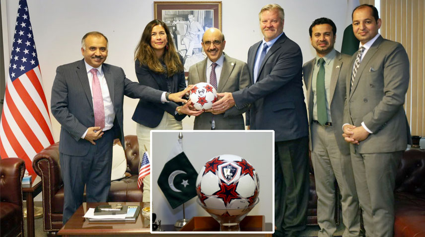 Pakistan's Ambassador to the US @Masood__Khan has said his country is focussing on enhancing product competitiveness to secure greater share in the international market @DCSoccerClub @PakinUSA #RadioPakistan #BreakingNews #News radio.gov.pk/30-05-2024/pak…