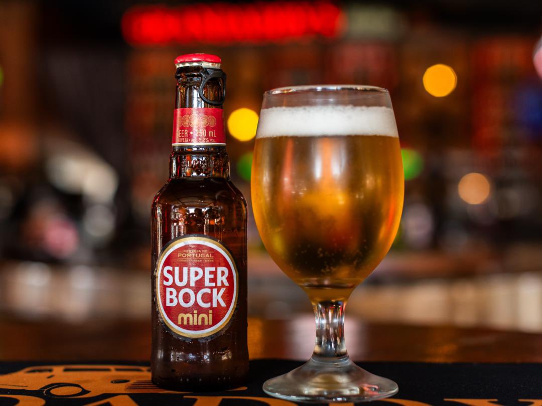 GrandaddyShoka's tweet photo. T-Bone Thursday just got better.
Get a FREE Super Bock Mini with EVERY T-Bone Thursday special you order today.
K169
#SuperBock
#SuperDaddy
#ThisIsGrandaddys
#TheOriginalShokaNyama https://t.co/1GopRDwGZT