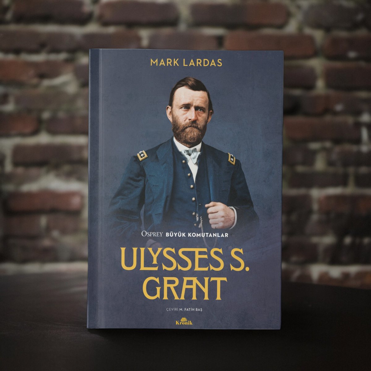 YENİ / Osprey Büyük Komutanlar serisinin yeni kitabı Ulysses S. Grant, çok sayıda görselle o dönemi gözlerinizin önüne getirirken, taktik haritalarla da savaş alanlarını adım adım dolaşma imkânı sunuyor. kronikkitap.com/kitap/ulysses-…