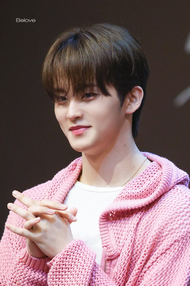 ขนมนี่หรอที่ยัยเด็กนั่นชอบ