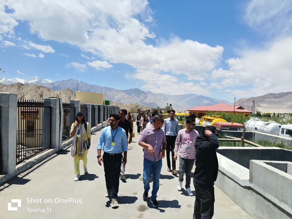 MCL_leh's tweet image. The Assistant Section Officers(ASOs) interacted with Housing &amp;amp; Urban Development Department (HUDD)Ladakh at Leh as a part of their Foundation Training Programme (FTP) under Bharat Darshan and EO MC Leh hosted them &amp;amp; site visits of various projects were also organised at Leh.