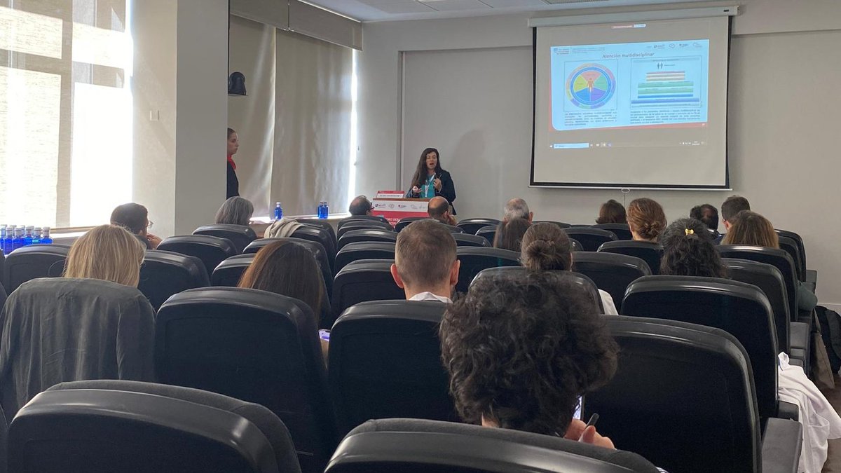 #ForoTrombosis 🩺 «Manejo del paciente con fibrilación auricular y #comorbilidades» presentado por la Dra. María Asunción Esteve, @MariAsuncardio, del Hospital Universitario Virgen de la Arrixaca, Murcia. 

#FormaciónSETH #hemostasia #trombosis #FibrilaciónAuricular